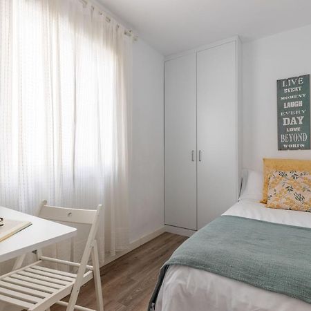 Living4Malaga Sea Breeze Apartment Ngoại thất bức ảnh
