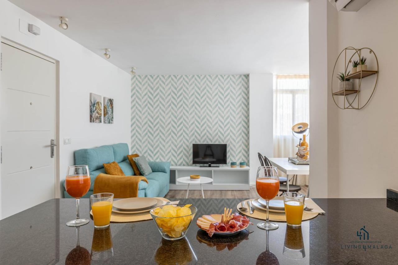 Living4Malaga Sea Breeze Apartment Ngoại thất bức ảnh