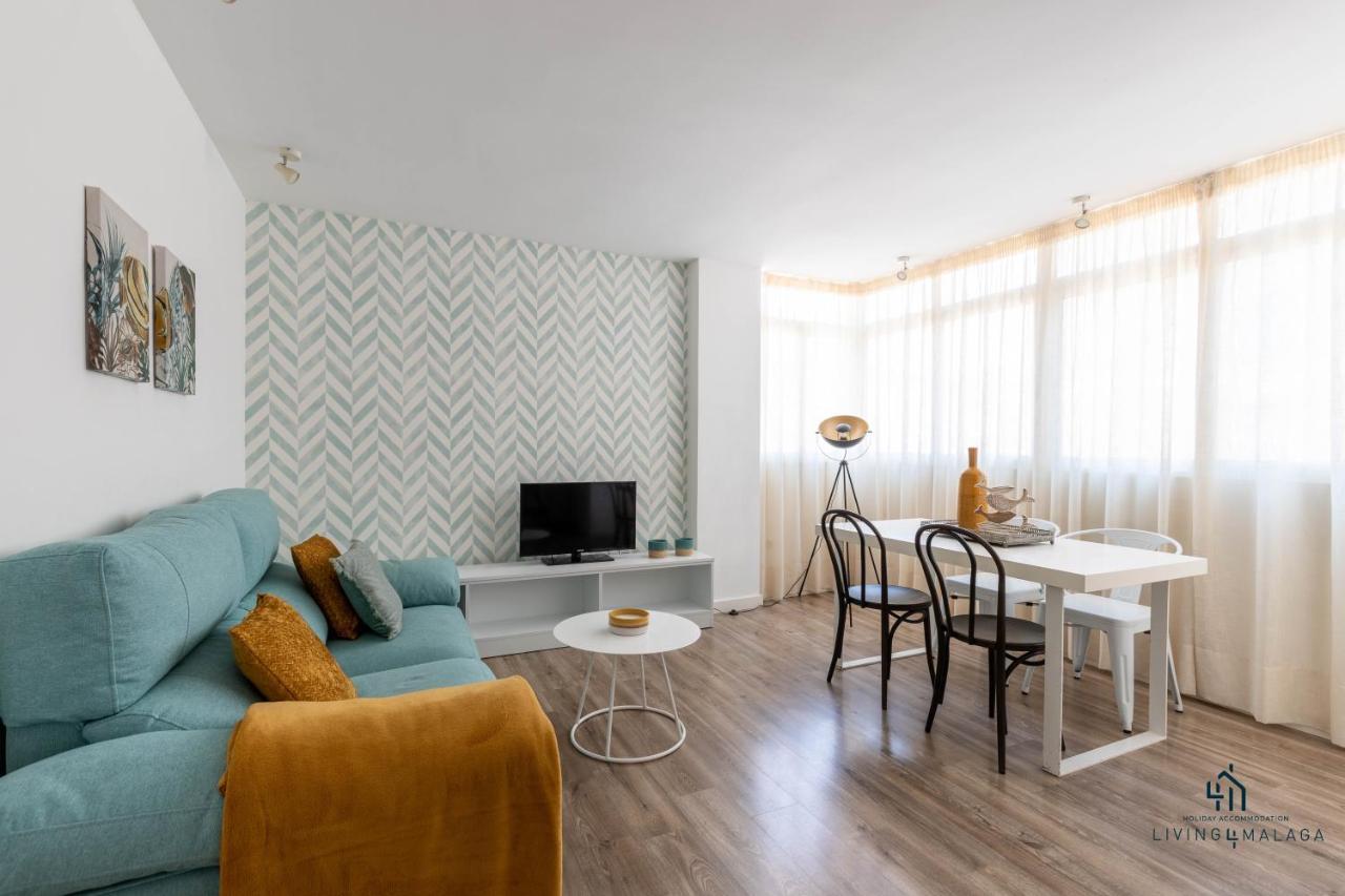 Living4Malaga Sea Breeze Apartment Ngoại thất bức ảnh